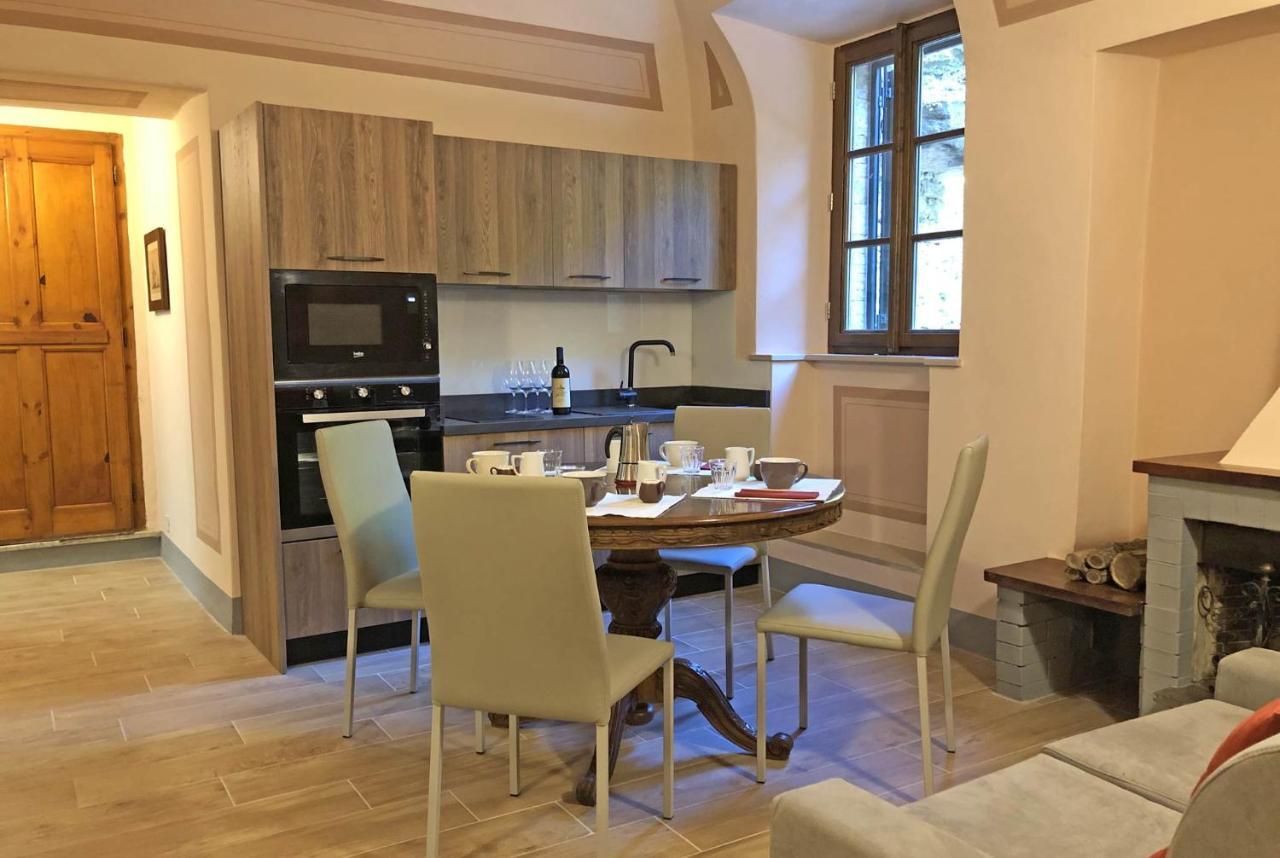 Suite Apartment Castello Volterra Bagian luar foto