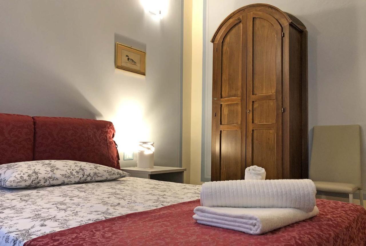 Suite Apartment Castello Volterra Bagian luar foto